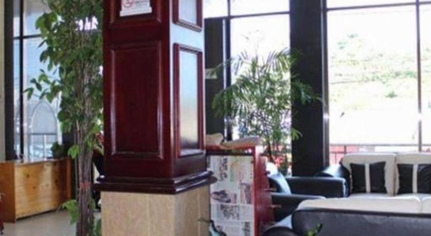 Hotel Dynasty Ταρακάν Εξωτερικό φωτογραφία
